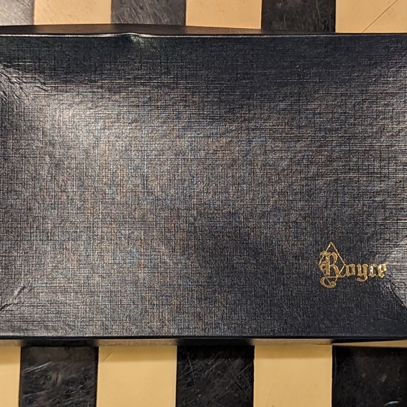 Royce NYC navy leather passport wallet.  New in box. buttery smooth leather! - Picture 6 of 7